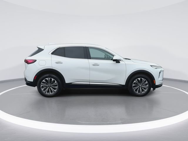 Used 2025 Buick Envision Preferred image 9