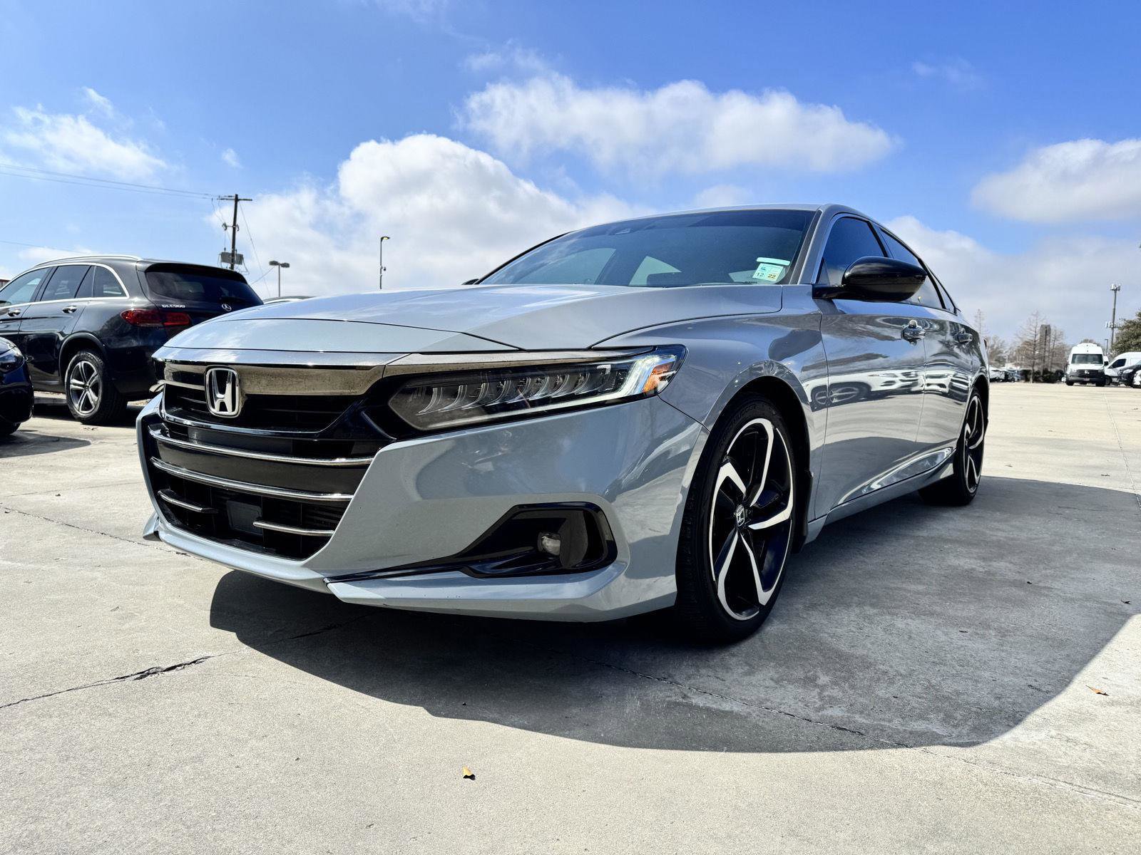 Used 2021 Honda Accord Sport image 3