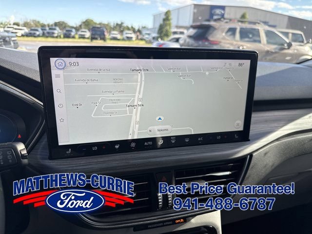 Used 2023 Ford Escape Platinum w/ Premium Technology Package FWD image 17