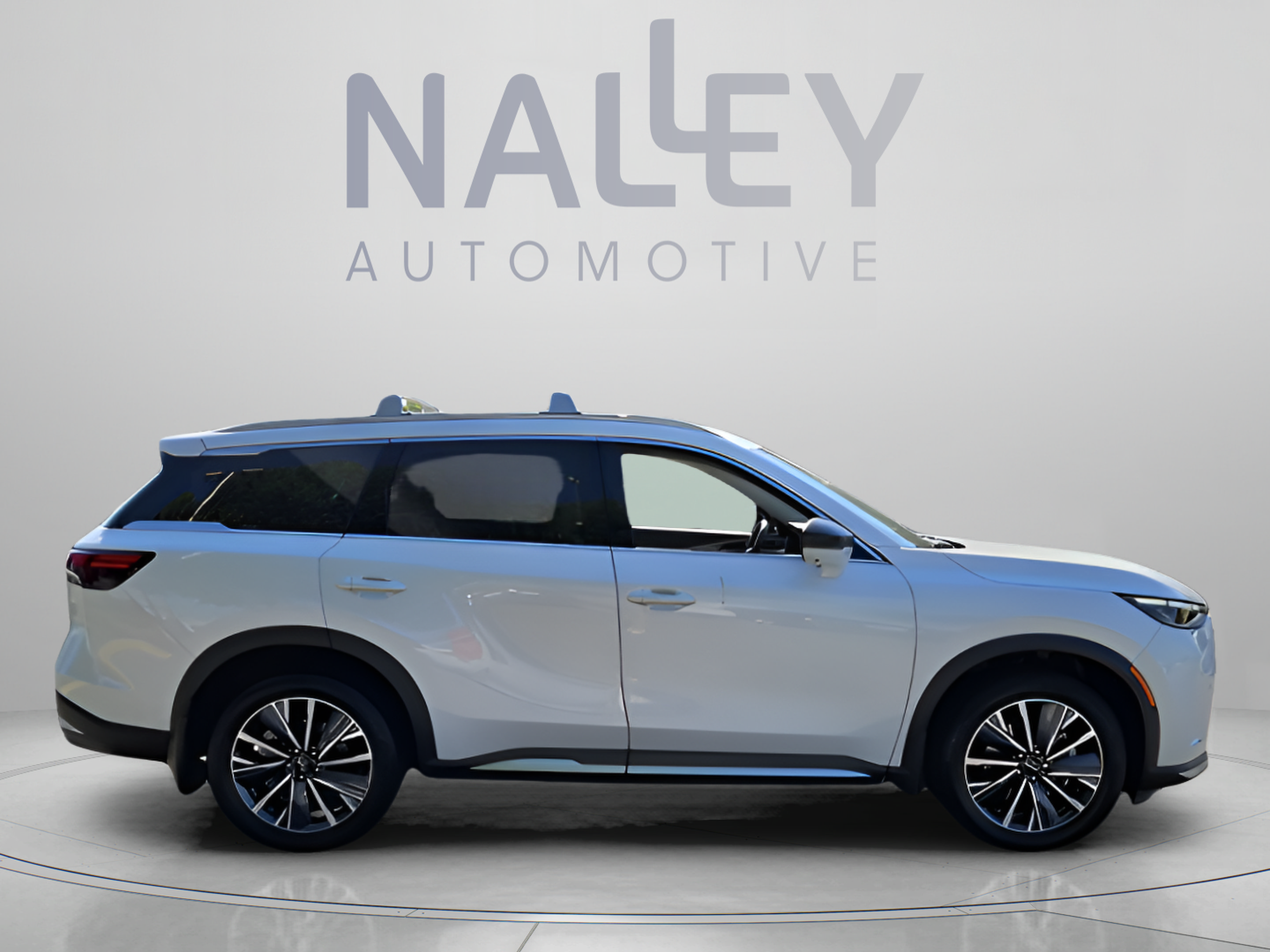 Used 2026 INFINITI QX60 Luxe w/ Cargo Package AWD/4WD image 6