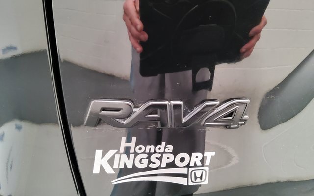 Used 2020 Toyota RAV4 XLE w/ Convenience Package image 44