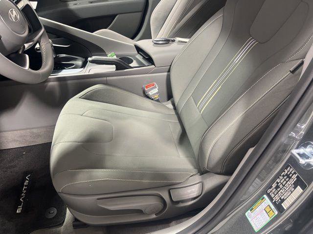 New 2026 Hyundai Elantra Sport w/ Cargo Package image 7