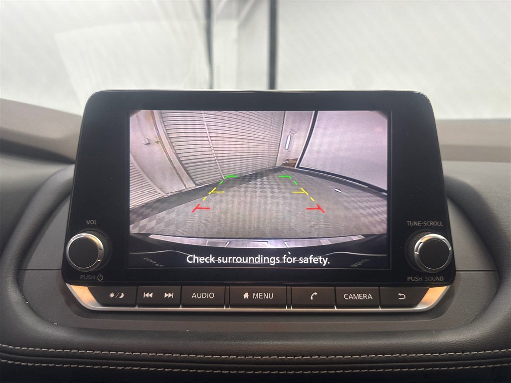 Used 2023 Nissan Rogue SV w/ SV Premium B Package image 32