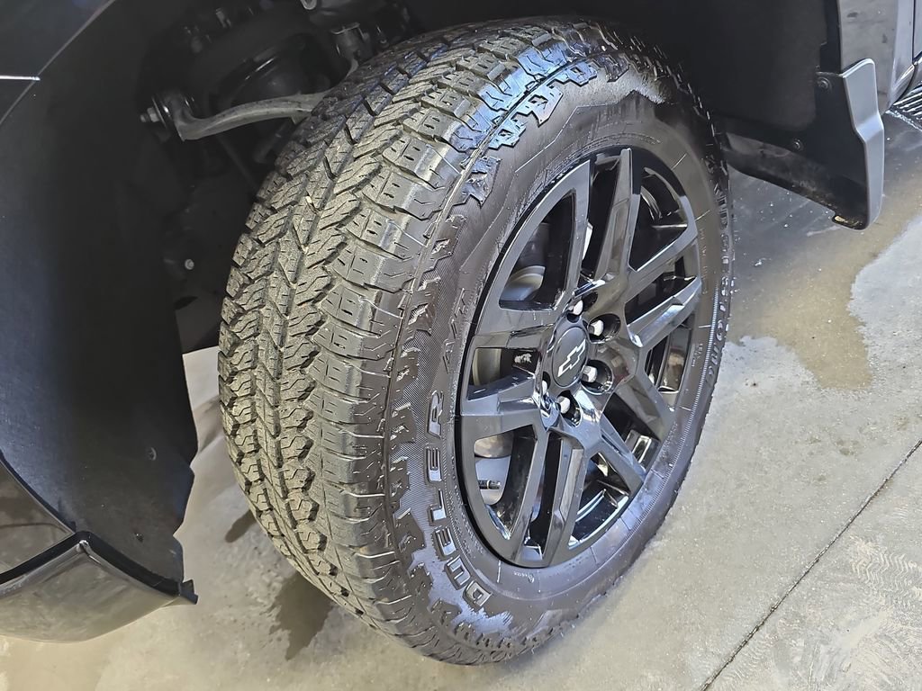 Used 2025 Chevrolet Silverado 1500 LT Trail Boss w/ Protection Package image 32