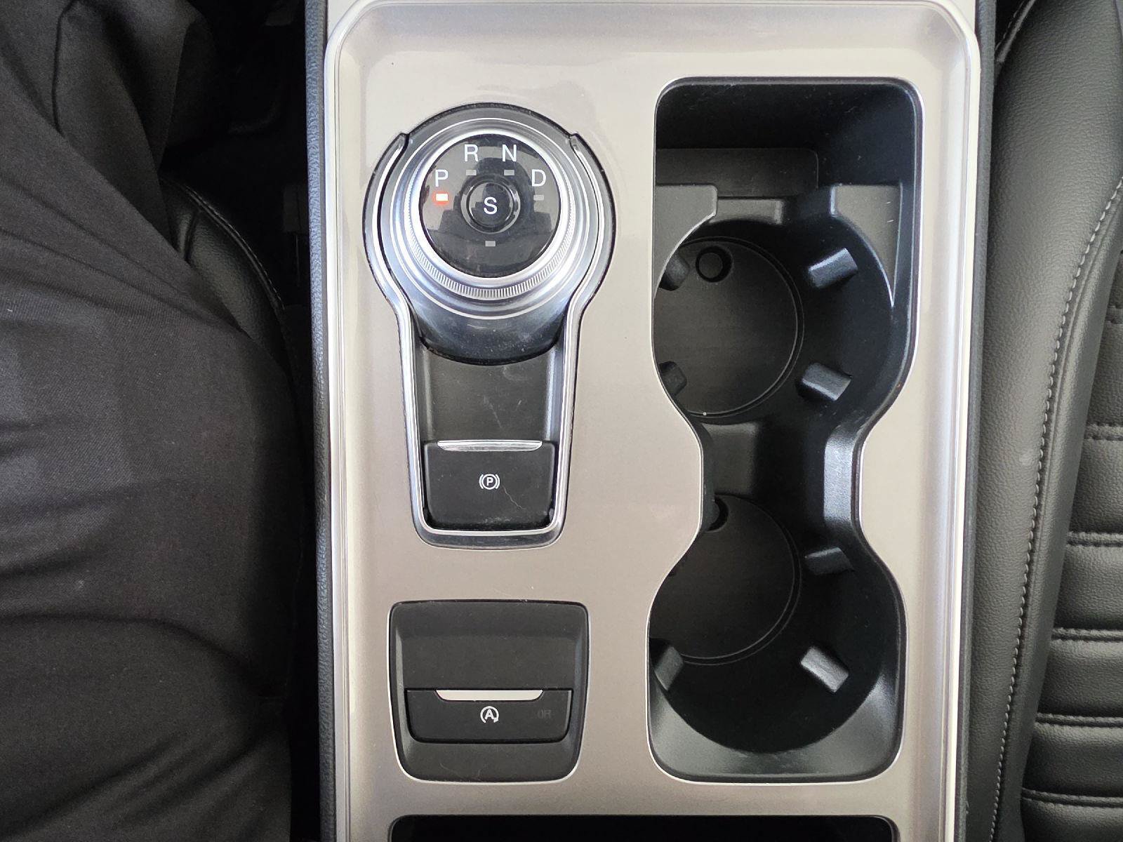 Used 2023 Ford Edge SEL AWD/4WD image 25