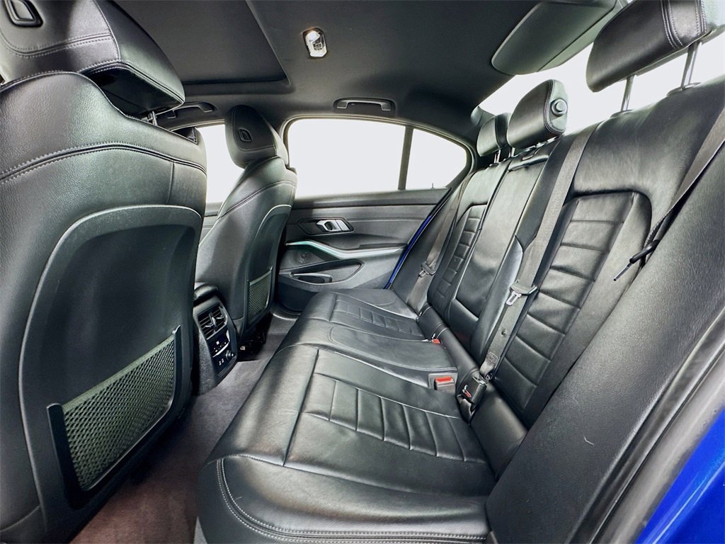 Used 2020 BMW 330i xDrive 330i xDrive w/ M Sport Package image 9