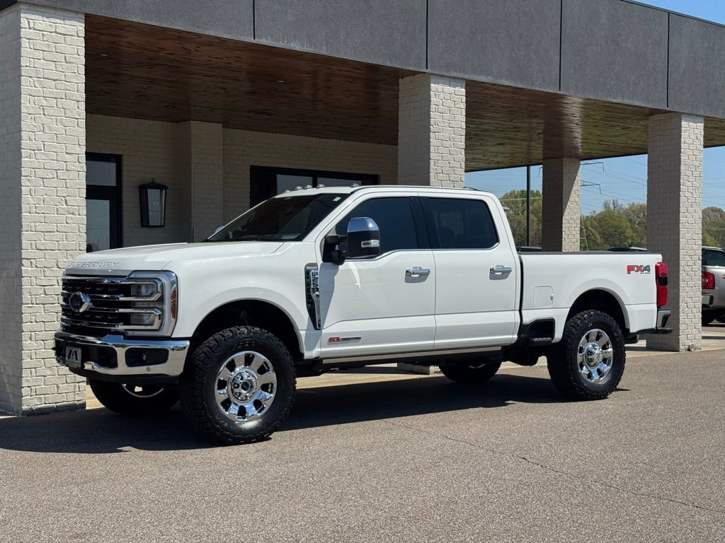 Used 2025 Ford F250 King Ranch w/ Chrome Package image 5