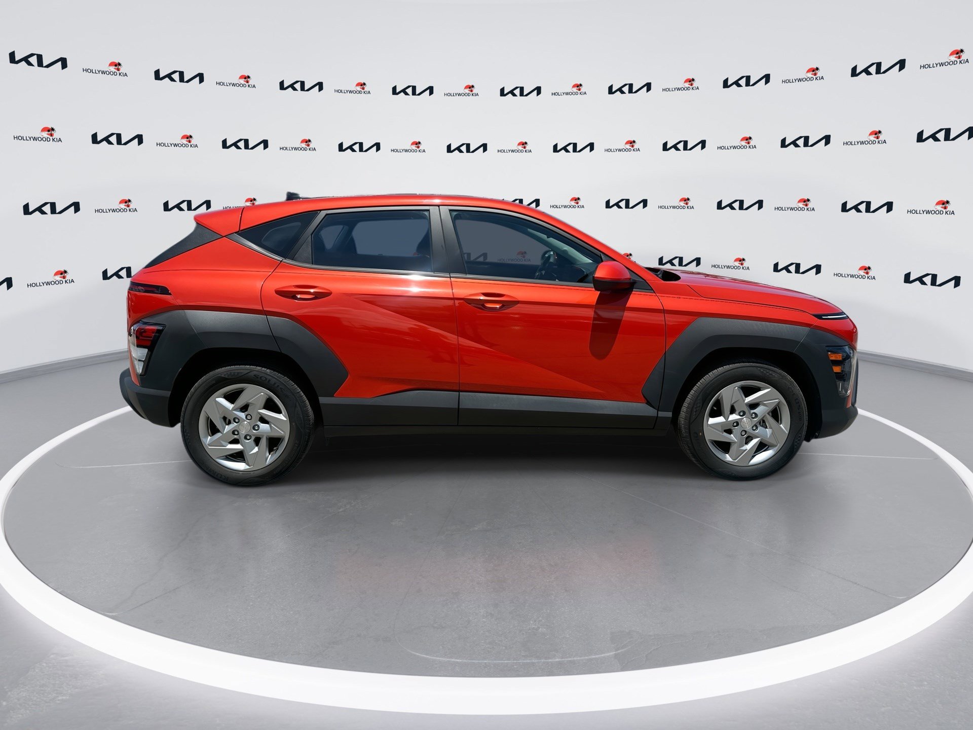 Used 2024 Hyundai Kona SE FWD image 9