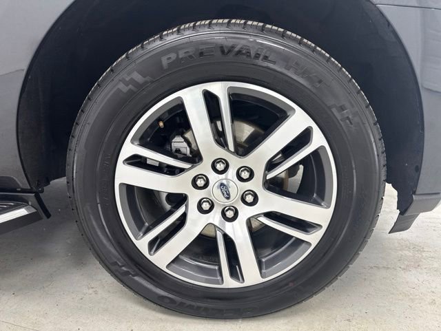 Used 2023 Ford Expedition Limited AWD/4WD image 36
