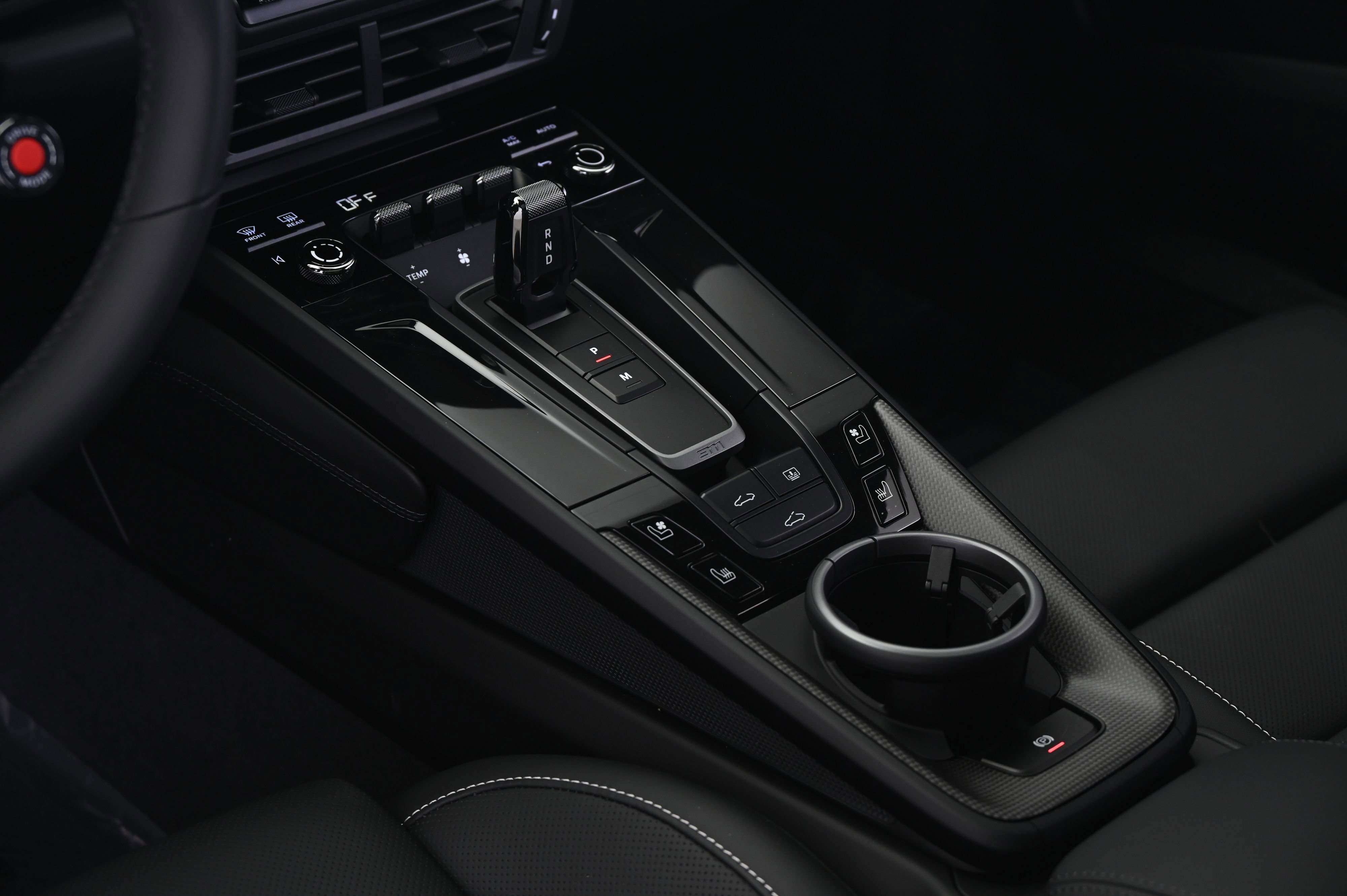 Certified 2025 Porsche 911 Carrera GTS RWD image 30
