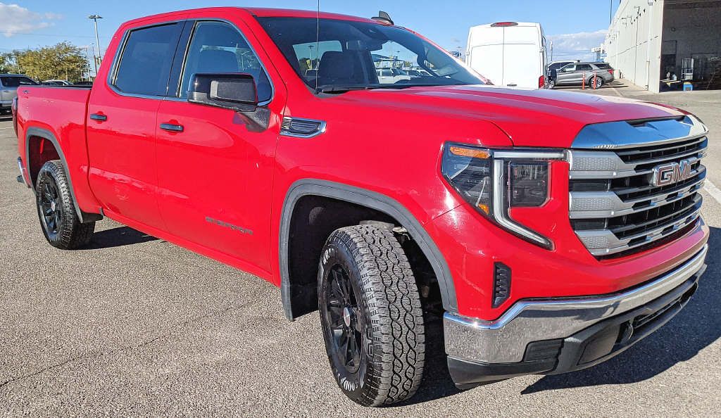Used 2023 GMC Sierra 1500 SLE