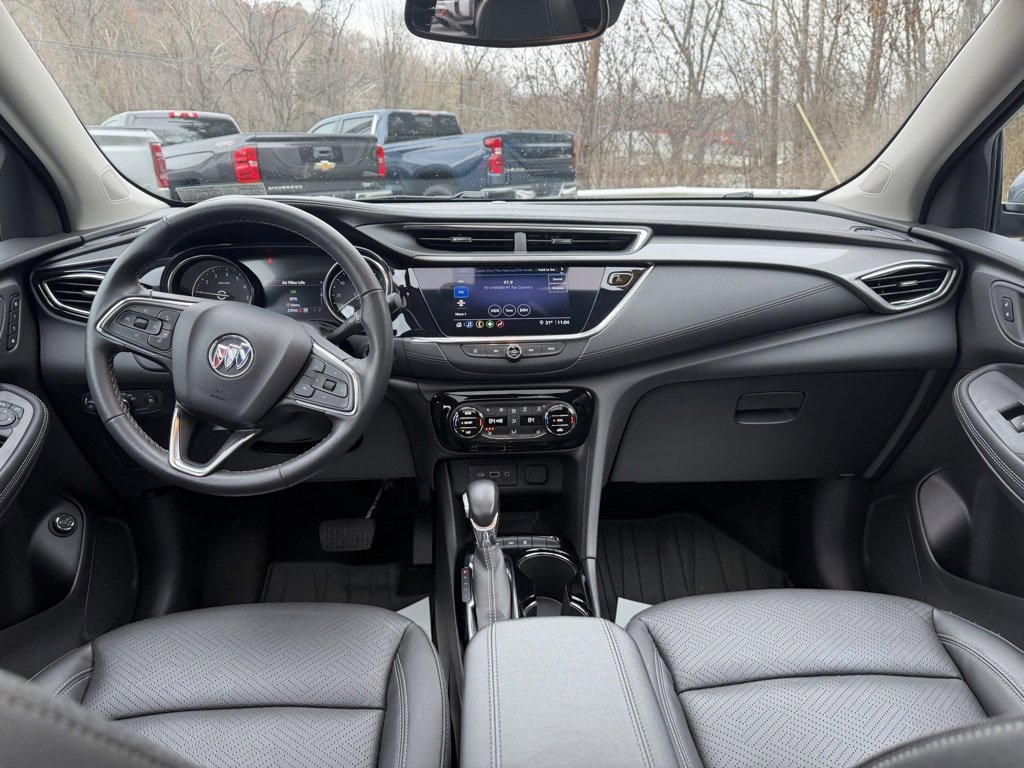 Used 2022 Buick Encore GX Essence w/ Experience Buick Package image 17