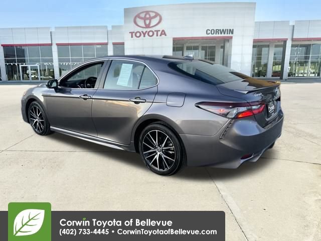 Certified 2023 Toyota Camry SE image 3