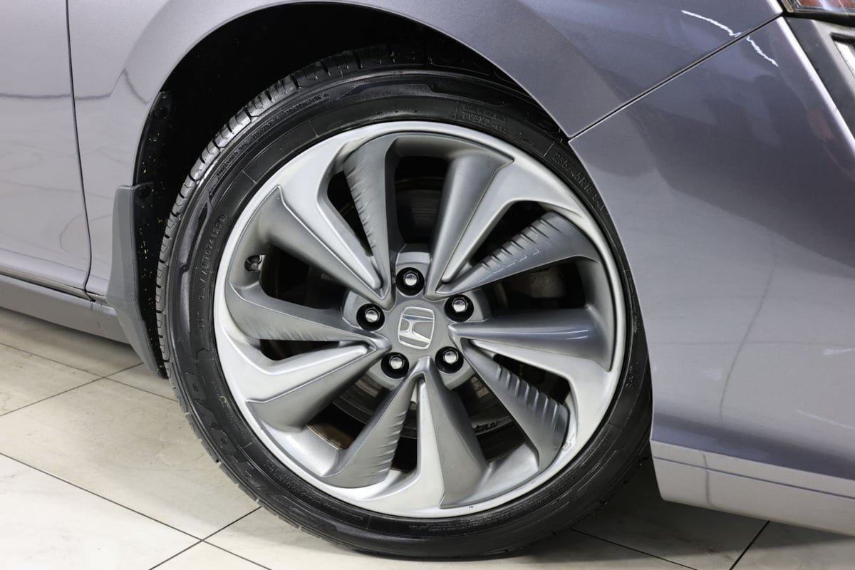 Used 2018 Honda Clarity Touring image 13