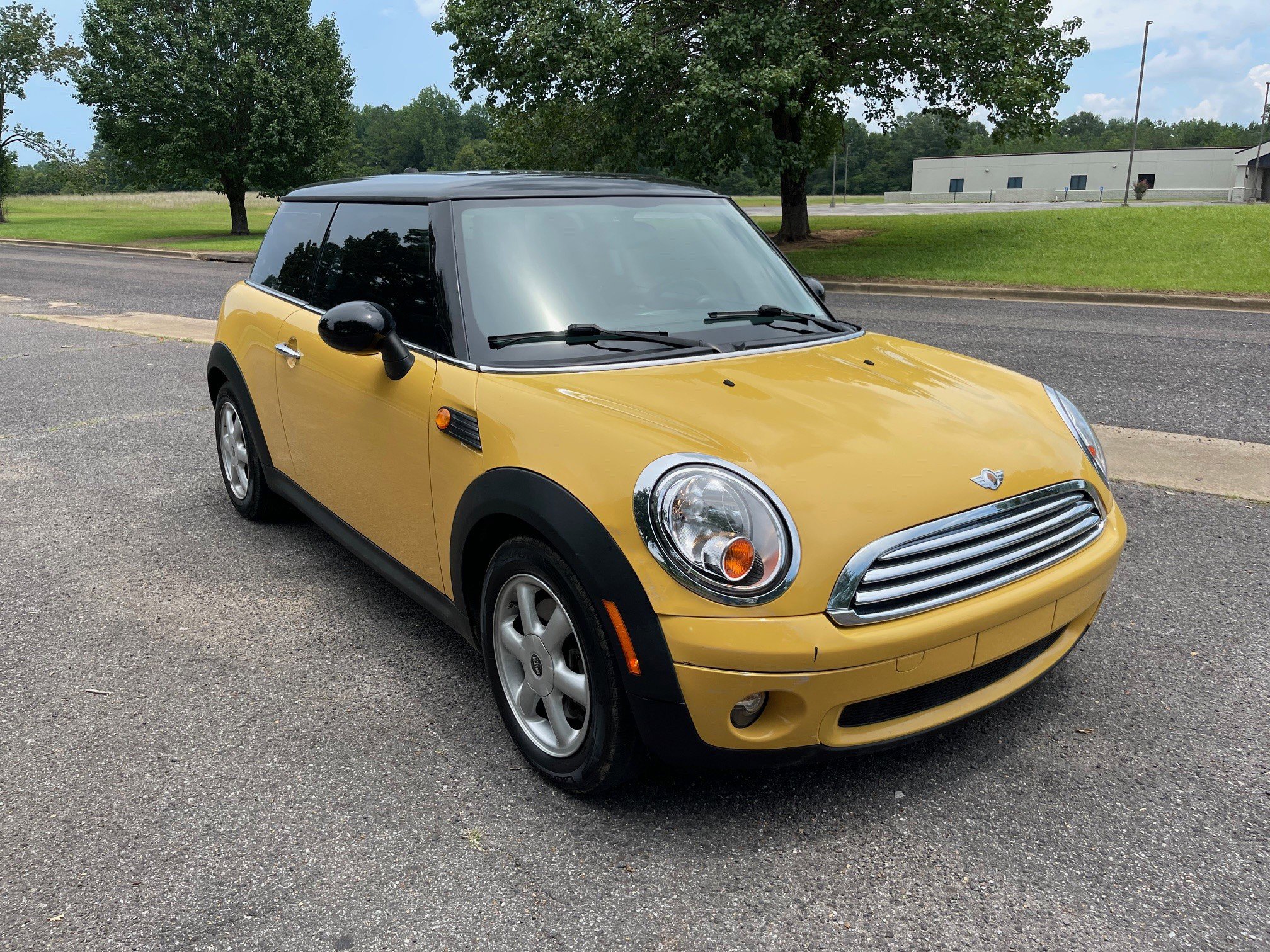 Used 2009 MINI Cooper Hardtop image 6