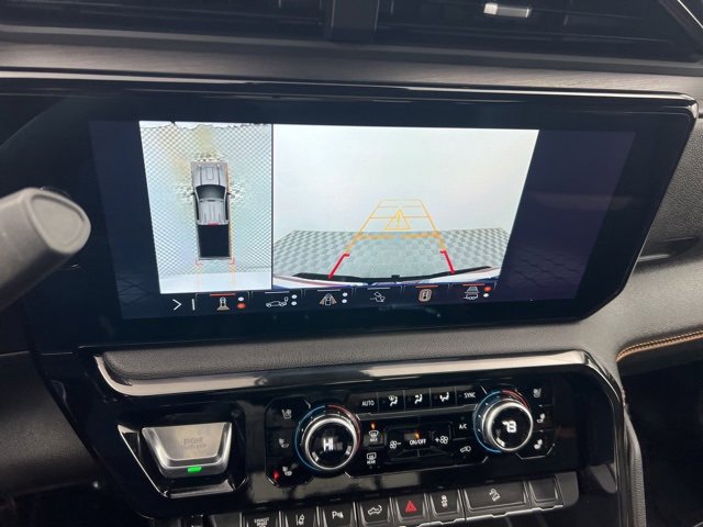 Used 2024 GMC Sierra 3500 AT4 w/ AT4 Premium Plus Package image 18