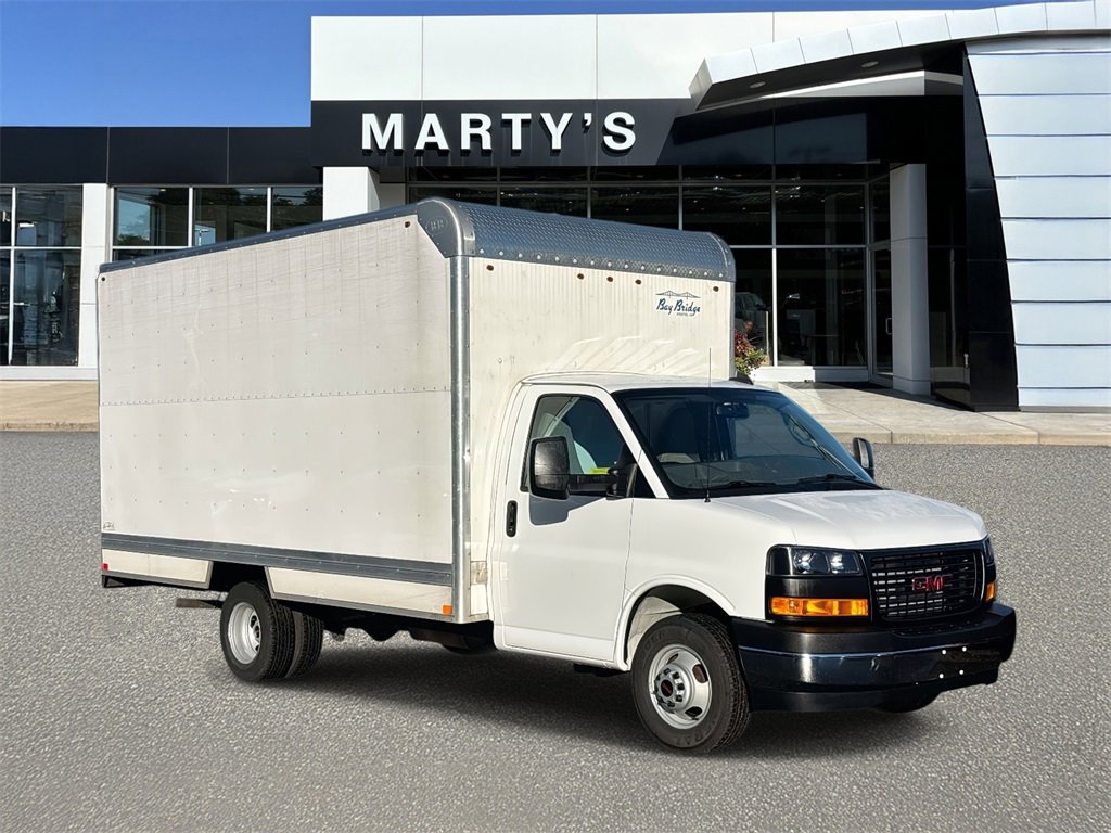 Used 2022 GMC Savana 3500 w/ Power Convenience Package