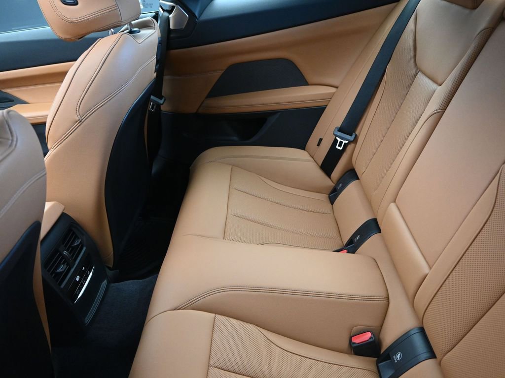 Certified 2024 BMW 430i Coupe w/ M Sport Package image 15