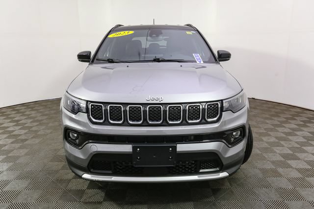 Used 2023 Jeep Compass Limited AWD/4WD image 4