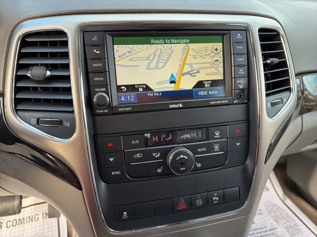 Used 2012 Jeep Grand Cherokee Laredo image 18