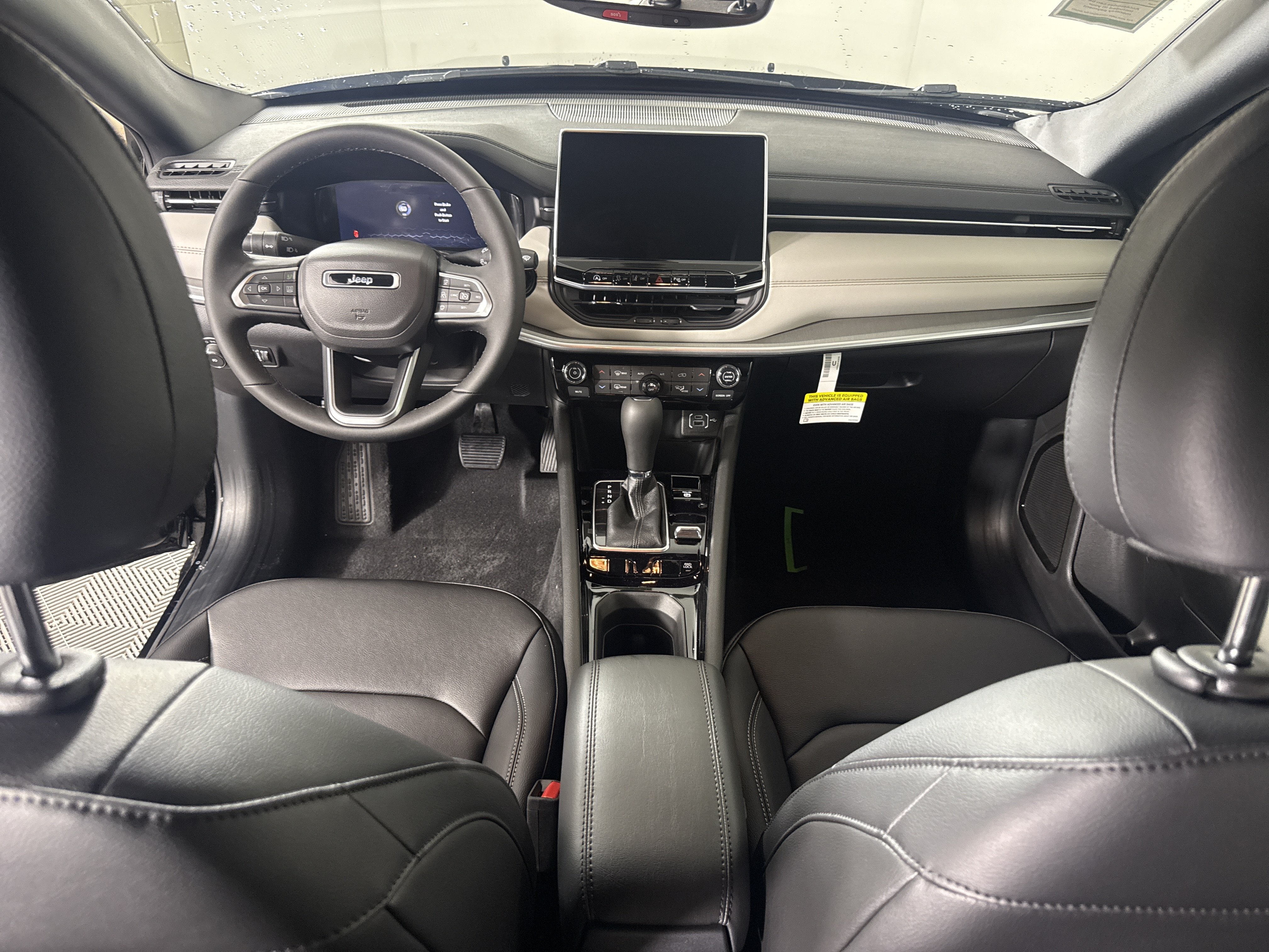 New 2026 Jeep Compass Limited AWD/4WD image 3