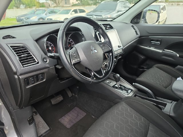Used 2021 Mitsubishi Outlander Sport SE AWD/4WD image 14