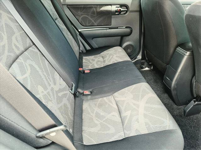 Used 2015 Scion xB FWD image 19