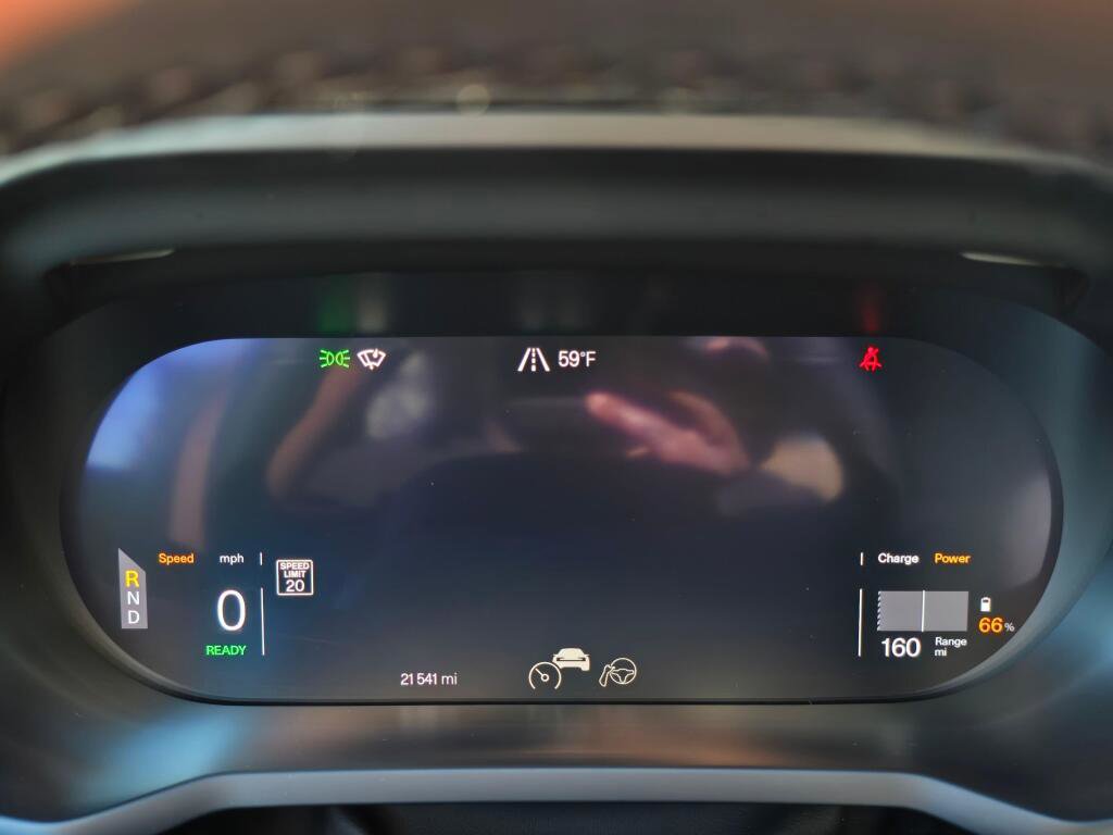 Used 2023 Polestar Polestar 2 w/ Pilot Pack image 28