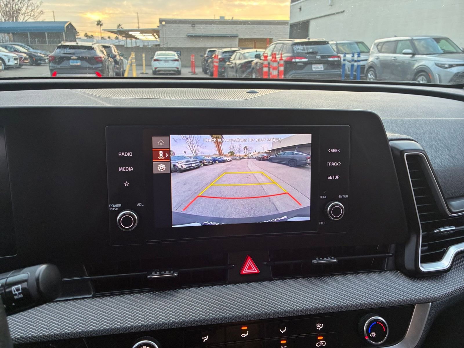 Used 2025 Kia Sportage LX image 23