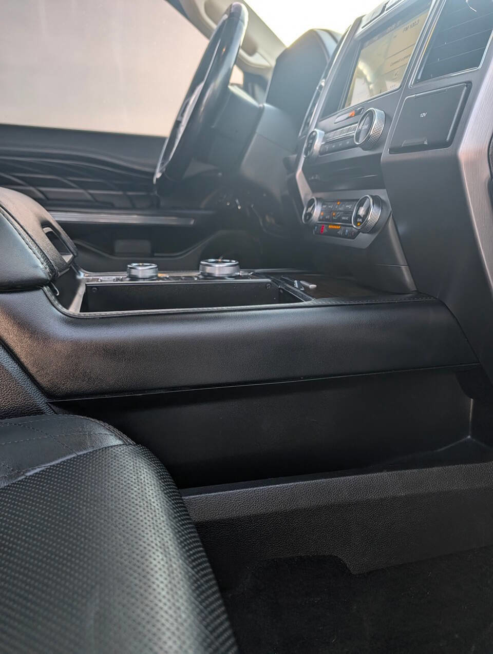 Used 2018 Ford Expedition Platinum AWD/4WD image 38