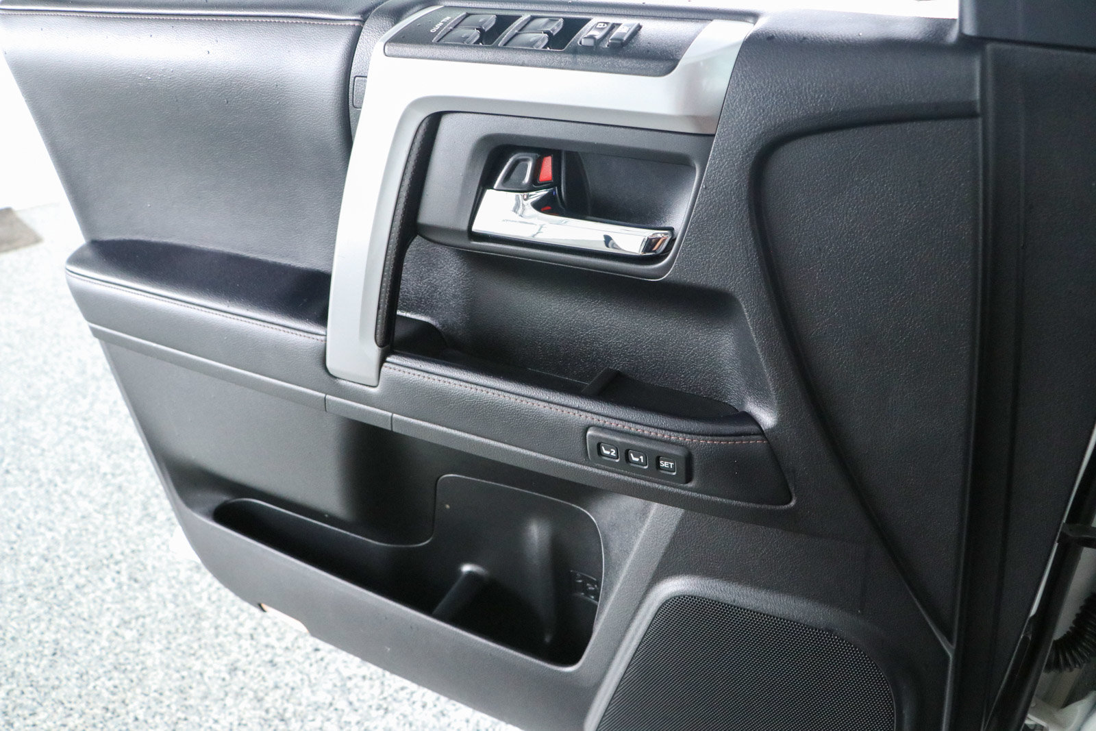 Used 2023 Toyota 4Runner Limited AWD/4WD image 22