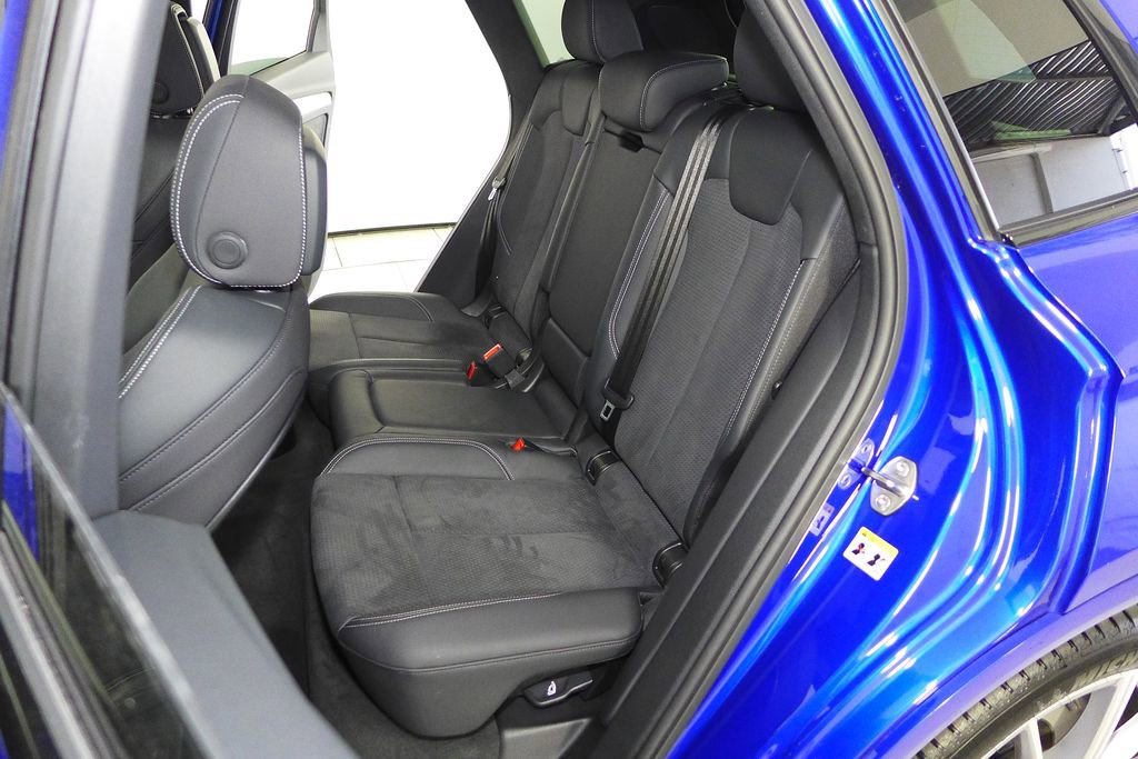 Used 2023 Audi Q5 e Premium Plus w/ Premium Plus Package AWD/4WD image 21