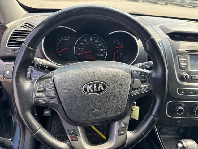Used 2015 Kia Sorento LX image 15