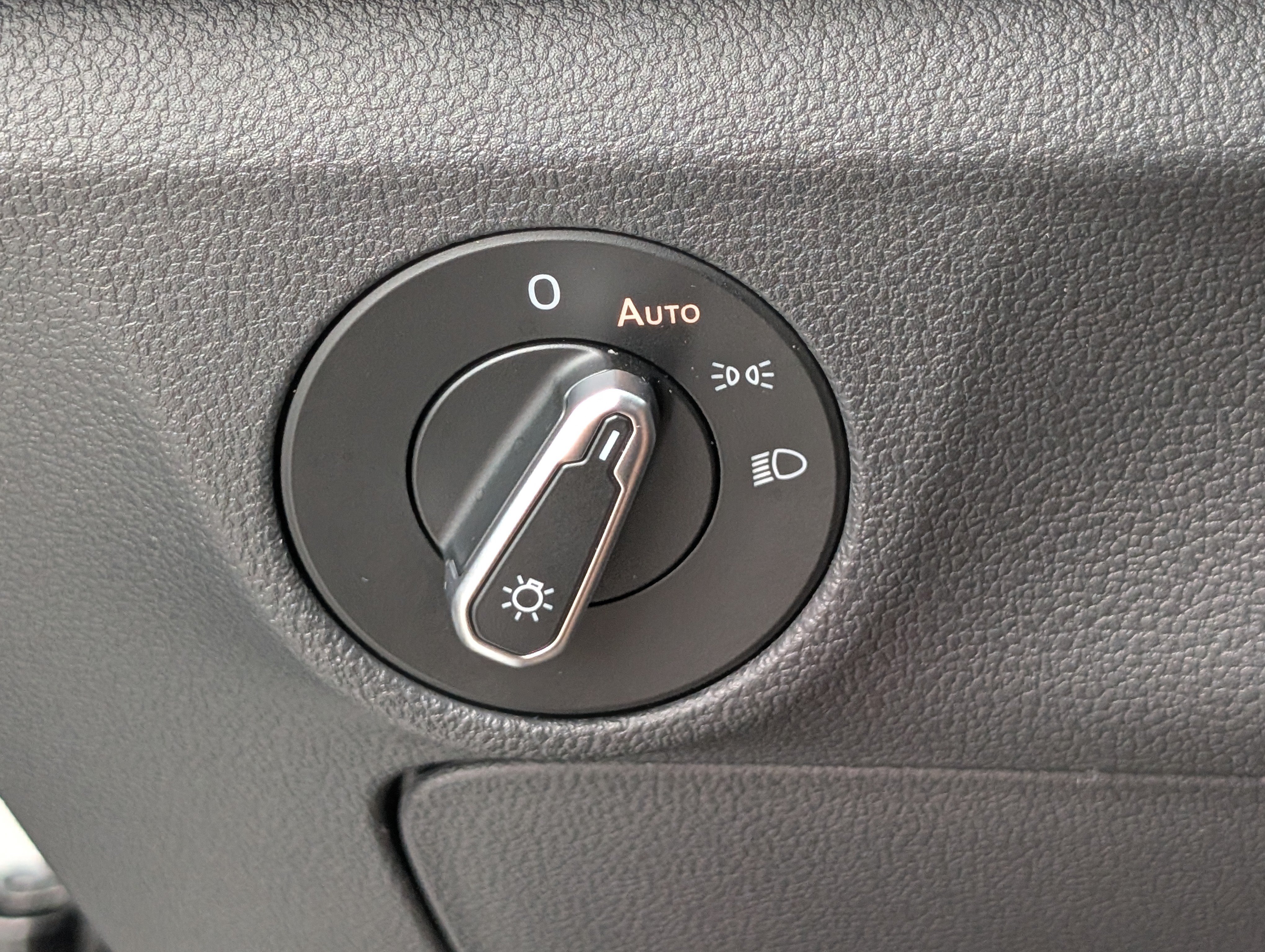 Used 2024 Volkswagen Jetta Sport FWD image 19