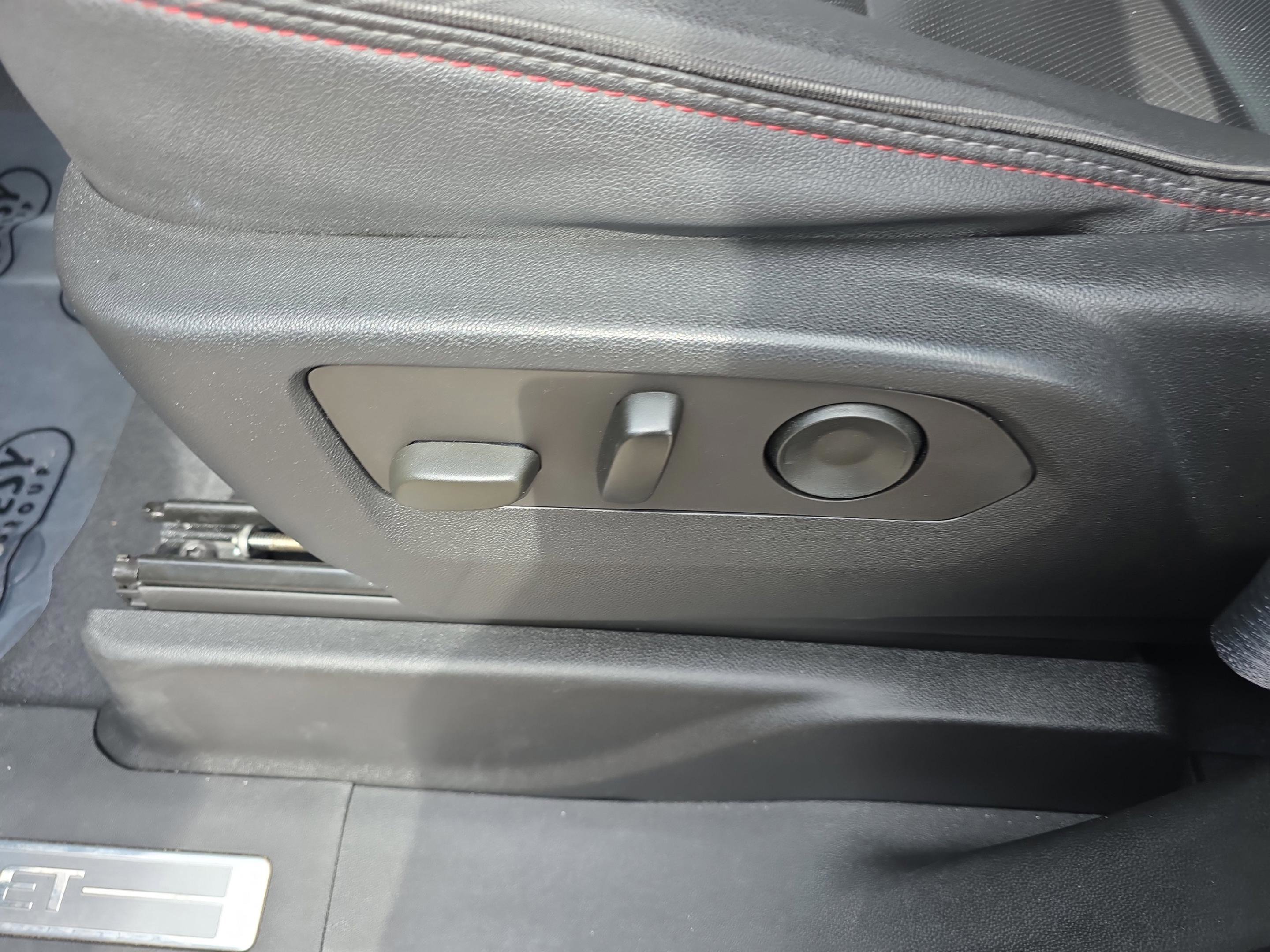 Used 2023 Chevrolet Tahoe RST RWD image 14