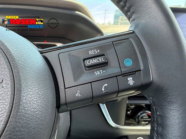 Certified 2023 Nissan Rogue SV w/ SV Premium B Package AWD/4WD image 16
