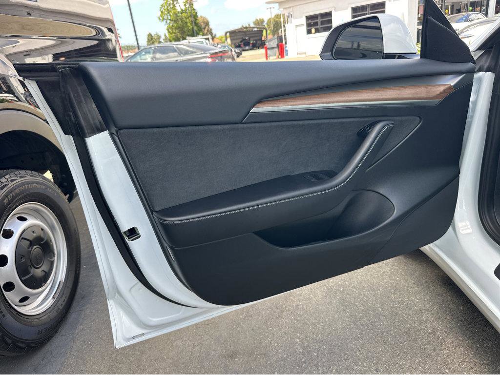 Used 2023 Tesla Model 3 Standard Range RWD image 15