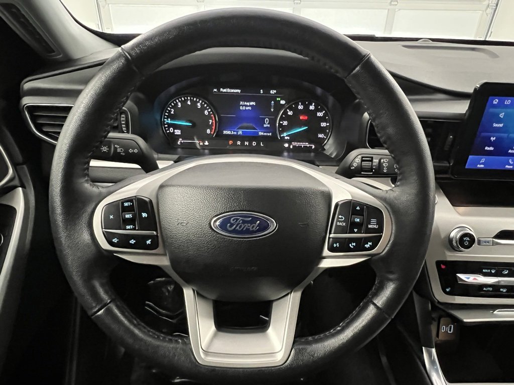 Used 2024 Ford Explorer XLT w/ Equipment Group 202A image 30