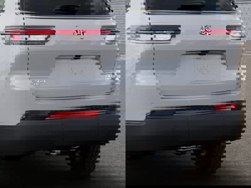 New 2026 Jeep Grand Cherokee L Limited image 13