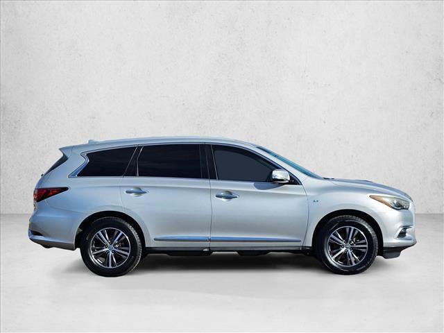 Used 2016 INFINITI QX60 Luxe w/ Premium Package AWD/4WD image 4