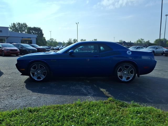 Used 2012 Dodge Challenger R/T RWD image 4