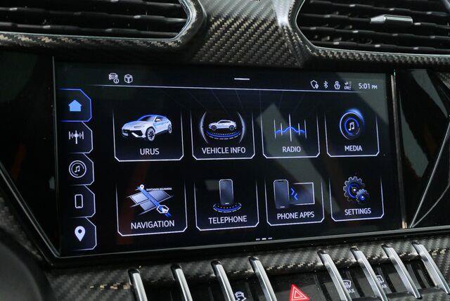 Used 2024 Lamborghini Urus S AWD/4WD image 29