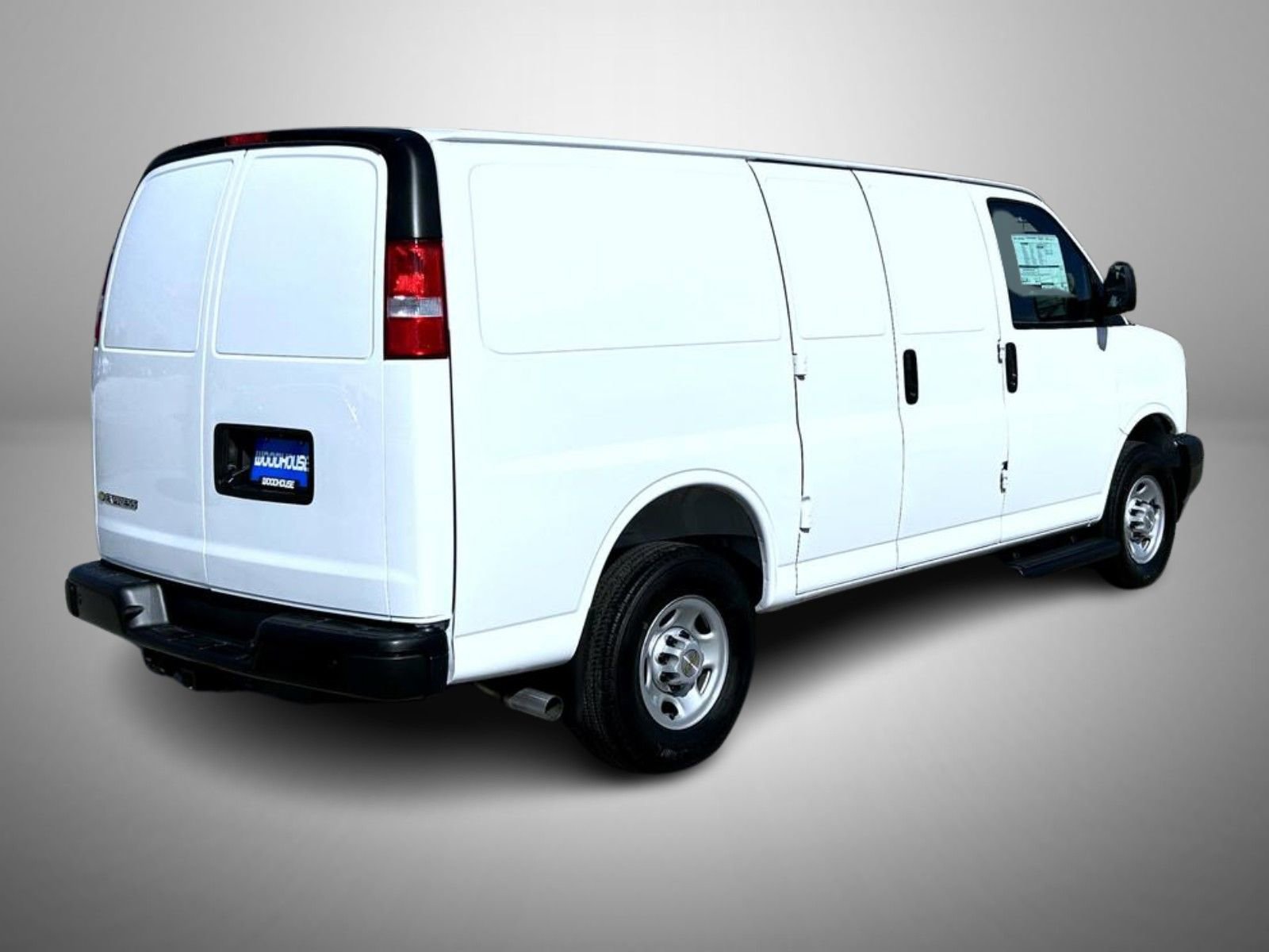 New 2025 Chevrolet Express 2500 Work Van w/ Safety Package RWD image 5