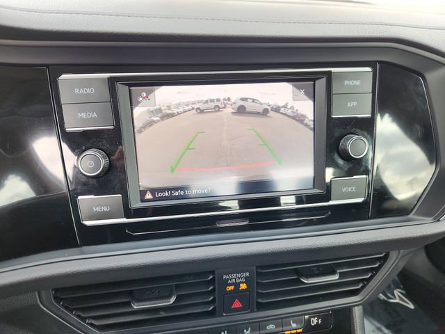 Used 2024 Volkswagen Jetta SE FWD image 23