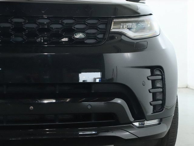 Used 2025 Land Rover Discovery Dynamic SE AWD/4WD image 44