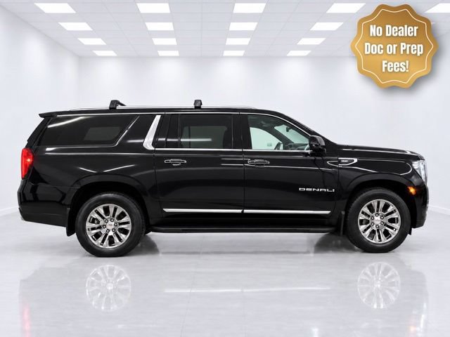 Used 2021 GMC Yukon XL Denali AWD/4WD image 1