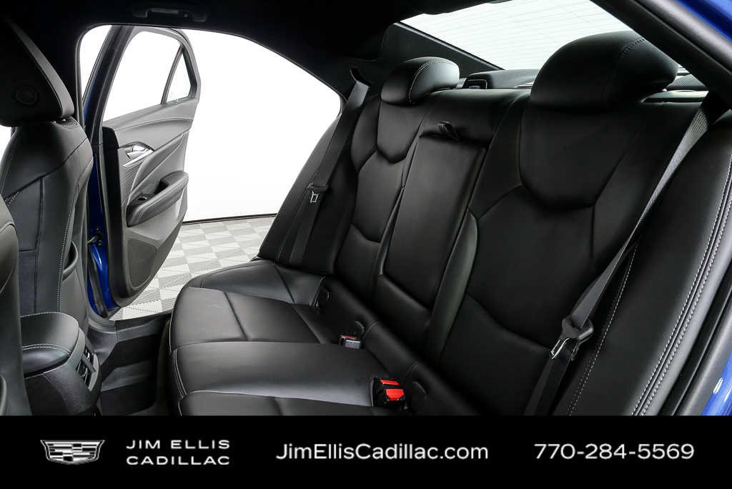Used 2023 Cadillac CT4 Luxury w/ Cold Weather Package AWD/4WD image 18
