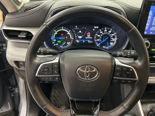 Used 2021 Toyota Highlander Platinum image 13