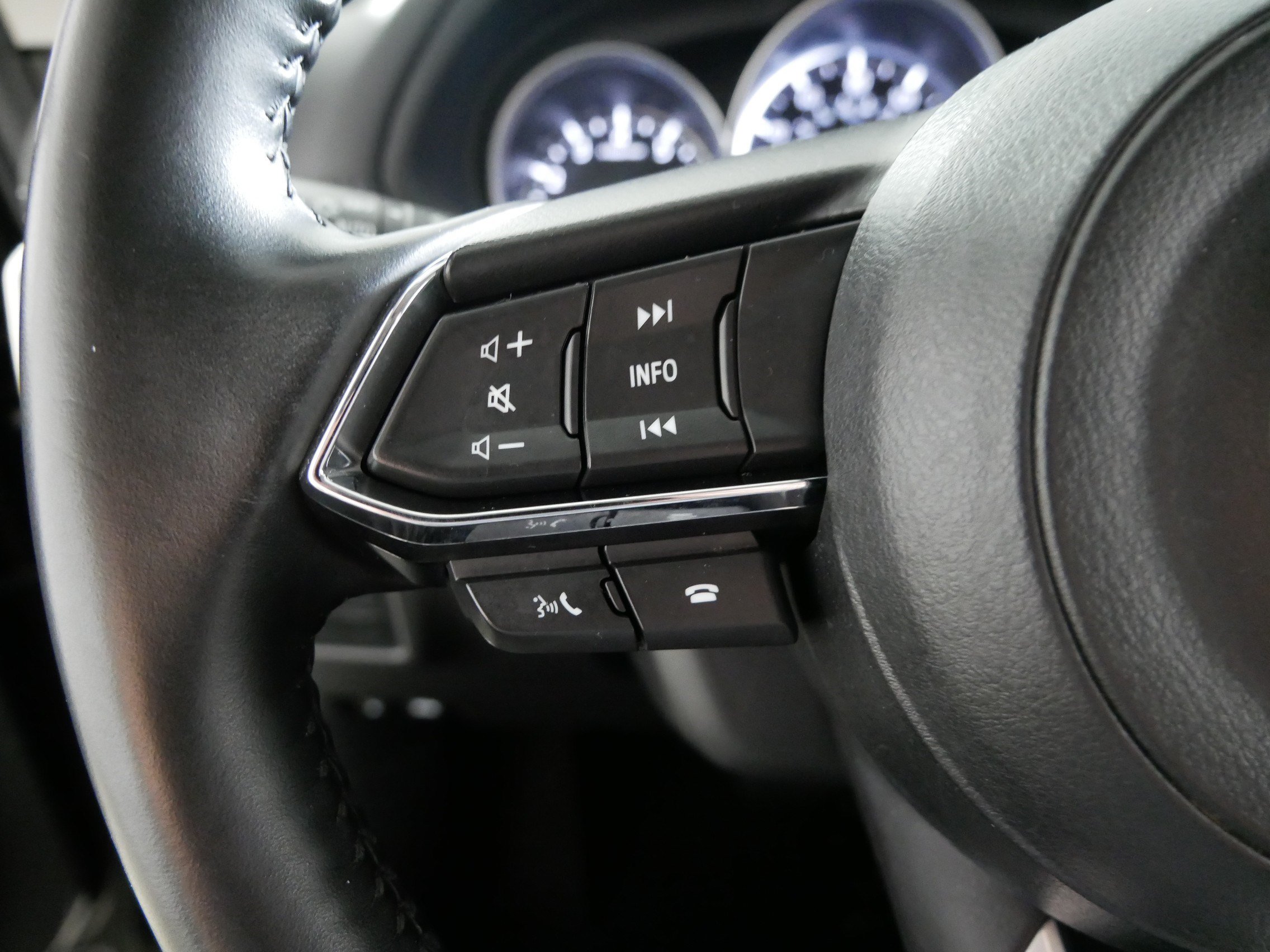 Used 2025 MAZDA CX-5 AWD 2.5 S w/ Select Package image 27