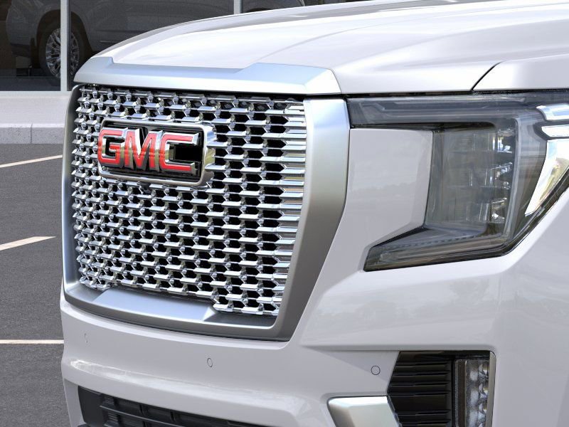 New 2024 GMC Yukon Denali w/ Advanced Technology Package AWD/4WD image 13